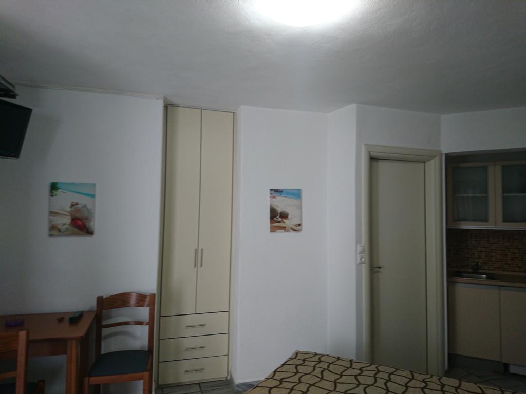 Studios Gabriel Agia Anna  Екстериор снимка